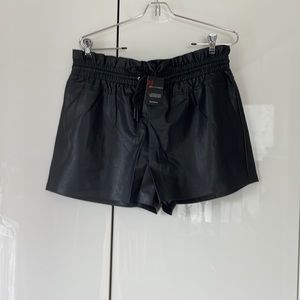 n-philanthropy Faux Leather Fabric Emma Short In Black Size-XL NWT